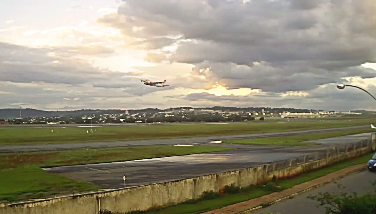 Image result for aeroporto goiánia